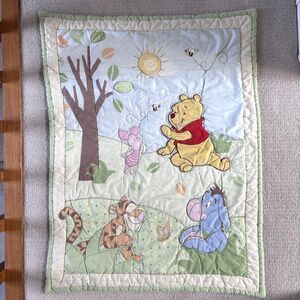Vintage Winnie the Pooh Crib Baby Blanket Comforter Quilt Piglet Eeyore Tigger